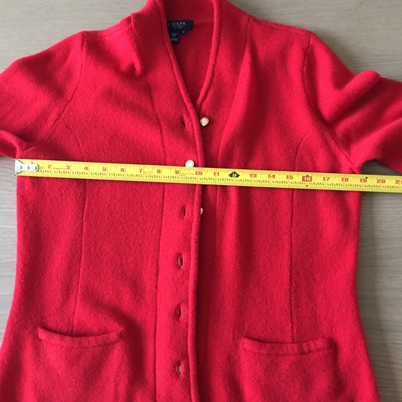Chaps red lambswool gold button up vintage sweater - Picture 4 of 8